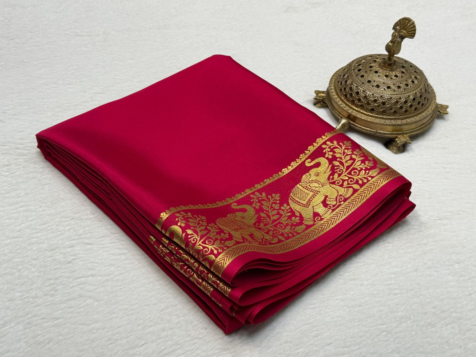 Traditional Silk Blend Saree with Elephant Motif Zari Border and Heritage Weaving