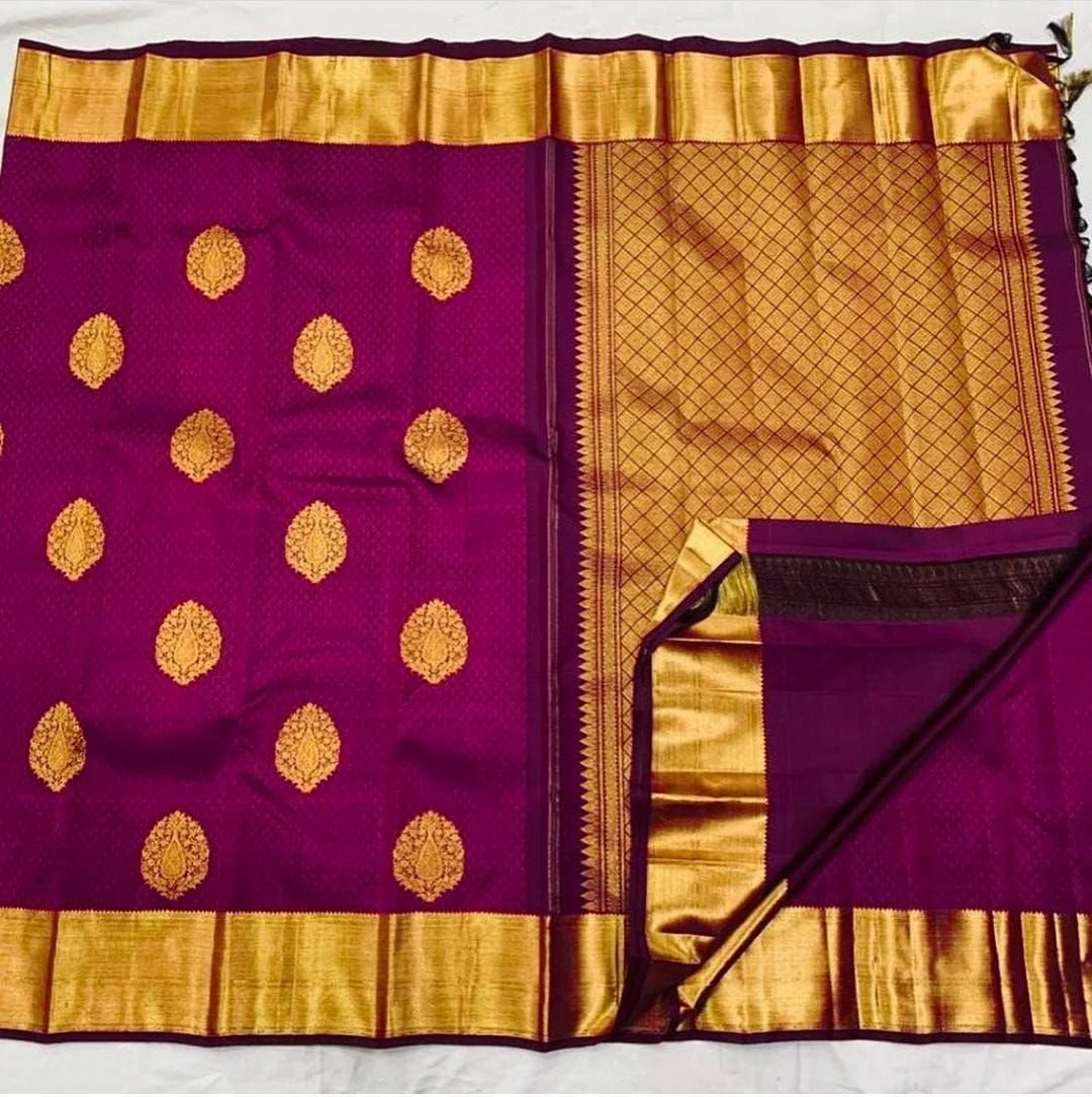 icultural Pink Soft Banarasi Silk Saree with Jacquard Weaving