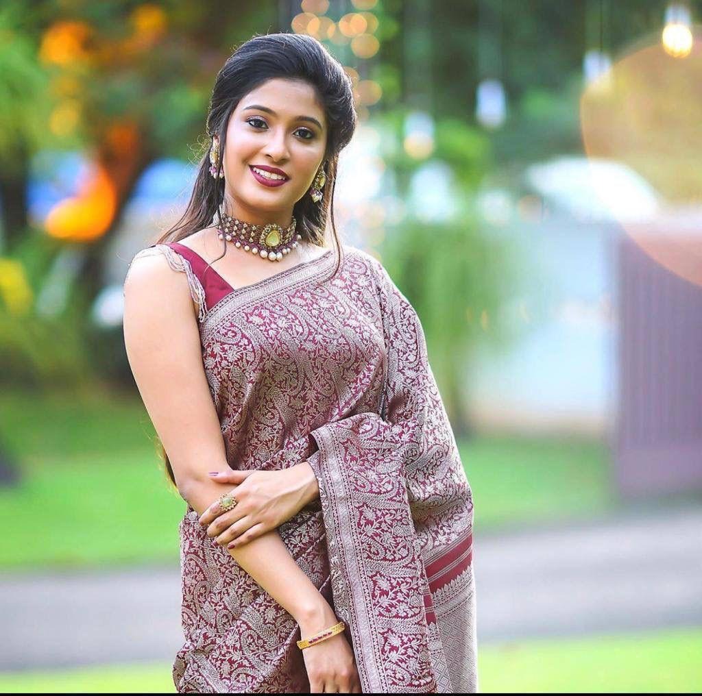 Wine Banarasi Silk Saree with Jacquard Weaving Work