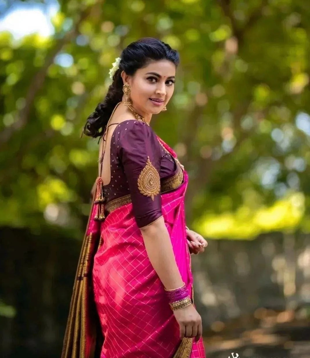 Pink Soft Silk Saree with Jacquard Weaving Border