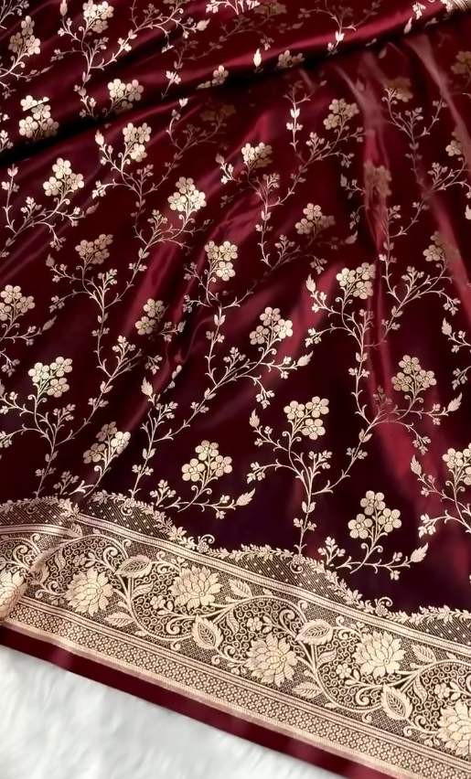 Royal icultural Silk Saree with Heavy Gold Zari Floral Weaving