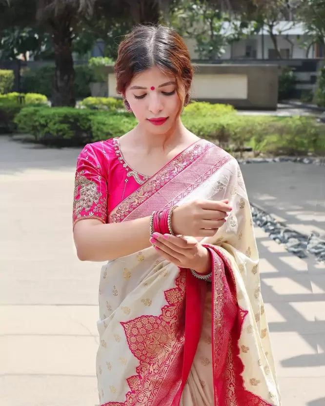 Pink Pure jacquard Silk by Icultuer with Attractive Tassels