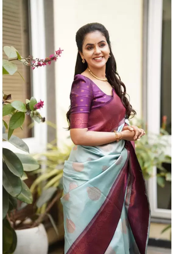 Wedding Wear Zari Weaving Banarasi Jacquard by Icultuer