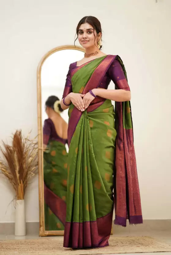Light Green Floral Design Kanjivaram Jacquard by Icultuer