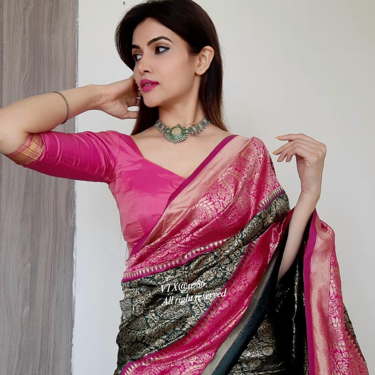 Pink Kanchipuram Silk by Icultuer with Golden Weaving Zari Borders
