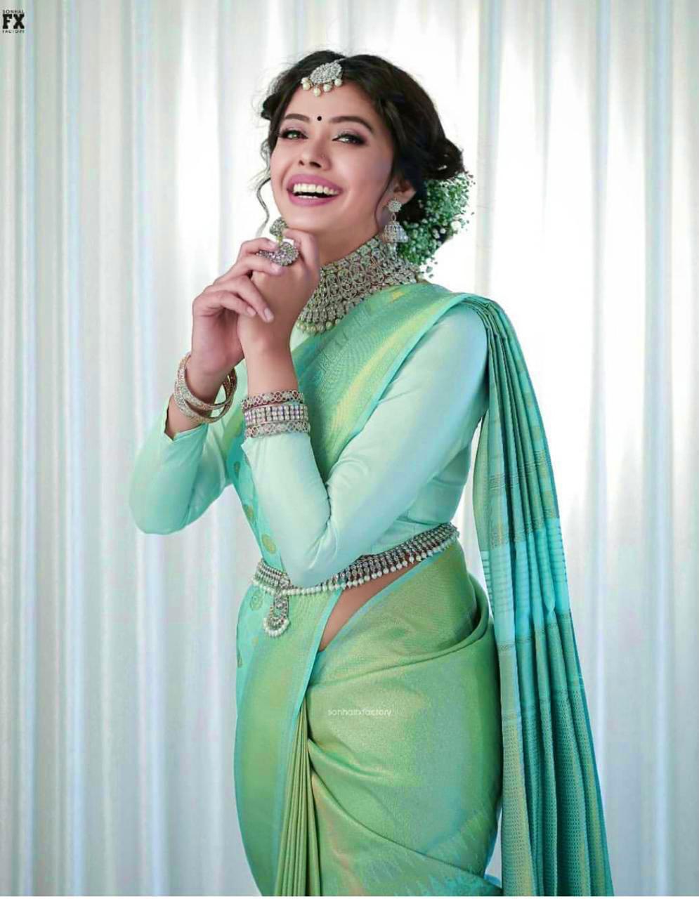 Green Golden Weaving Banarasi Silk Blend Jacquard by Icultuer