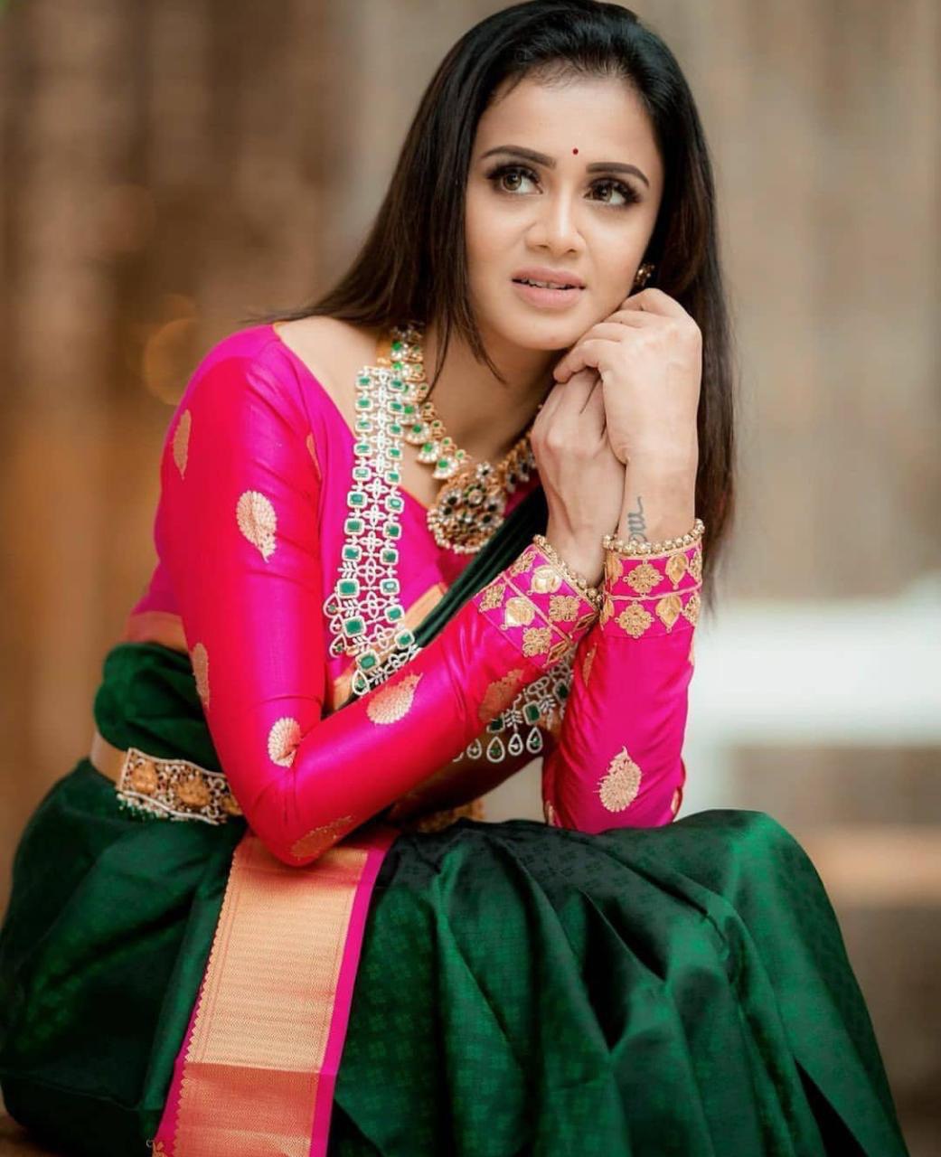Kanchipuram Soft Lichi Silk by Icultuer with Jacquard Border