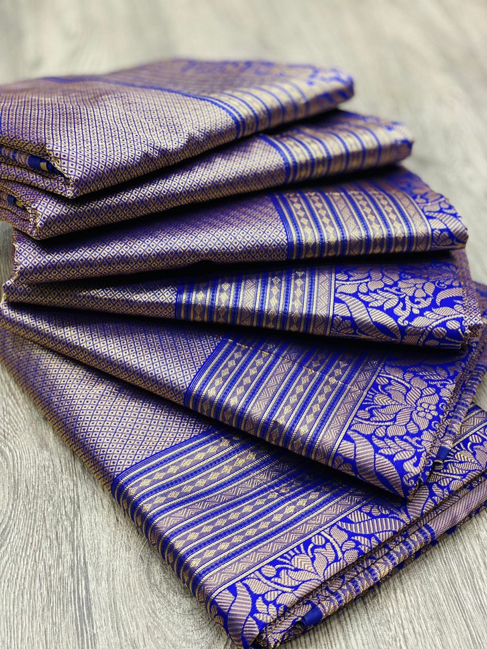 Wedding Wear Fully Zari Weaving Kanjivaram Soft Silk by Icultuer