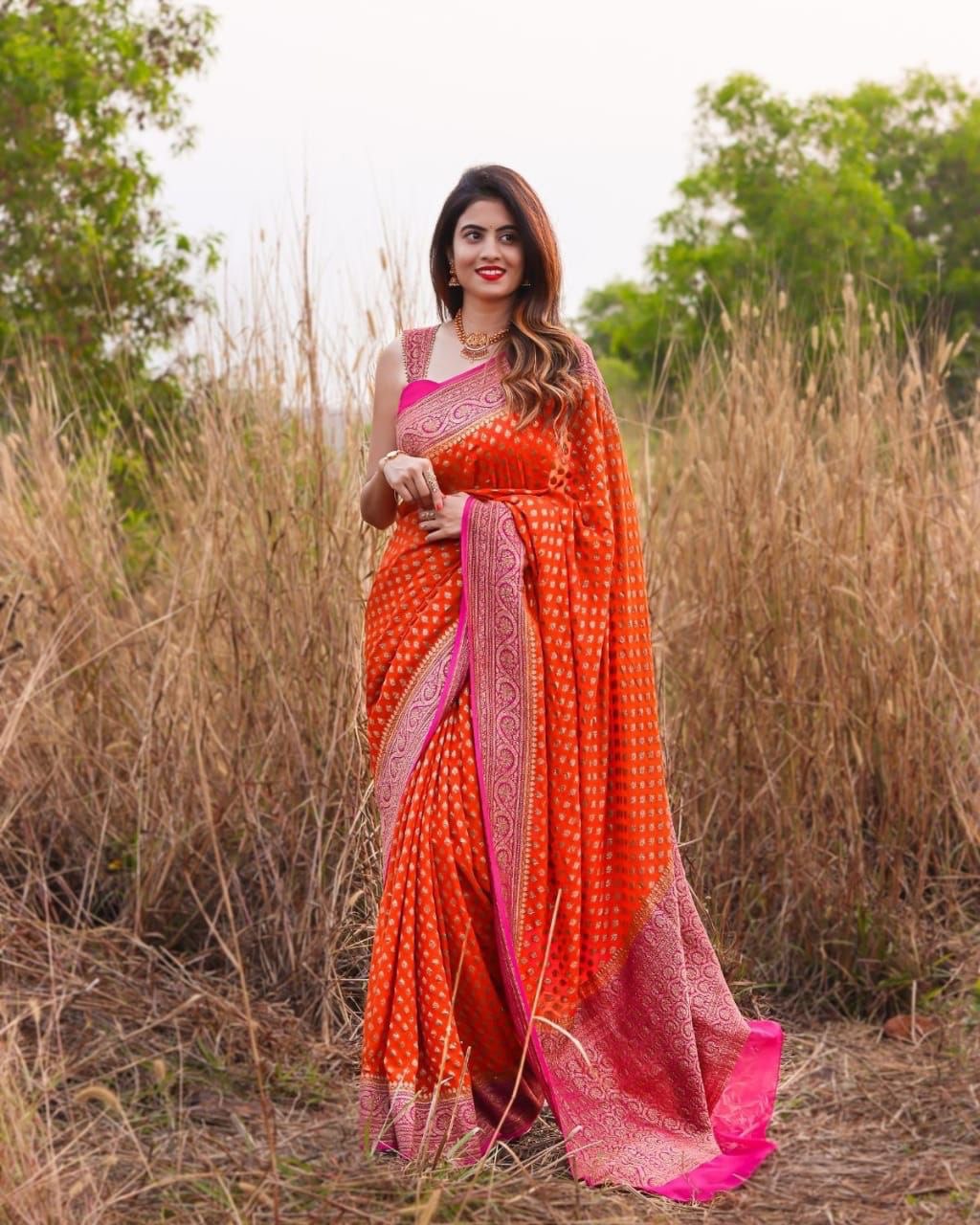 Casual Wear Golden Zari Woven Kanjivaram Soft Silk by Icultuer