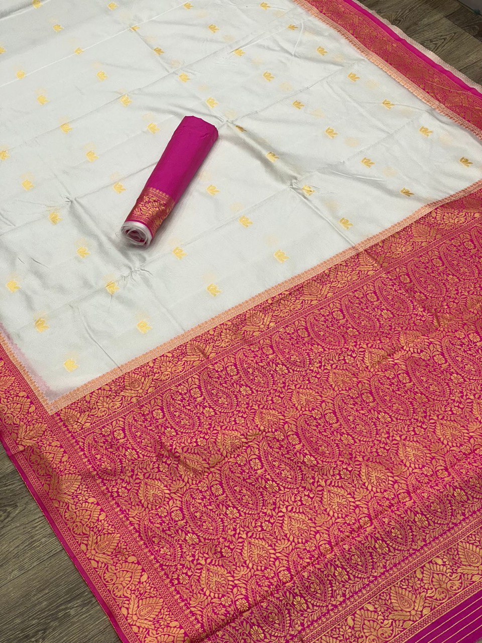 White Golden Zari Weaving Soft Silk Kanjivaram by Icultuer