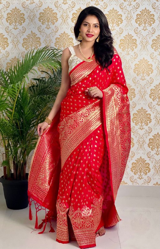 Heavy Golden Zari Woven Kanjivaram Pure Art Silk by Icultuer