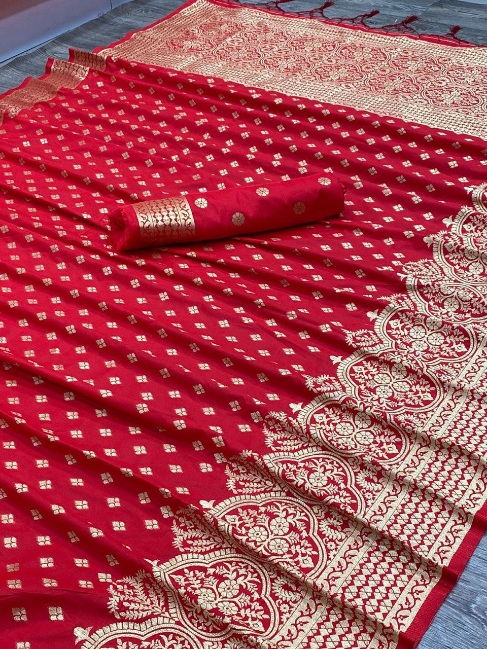 Heavy Golden Zari Woven Kanjivaram Pure Art Silk by Icultuer