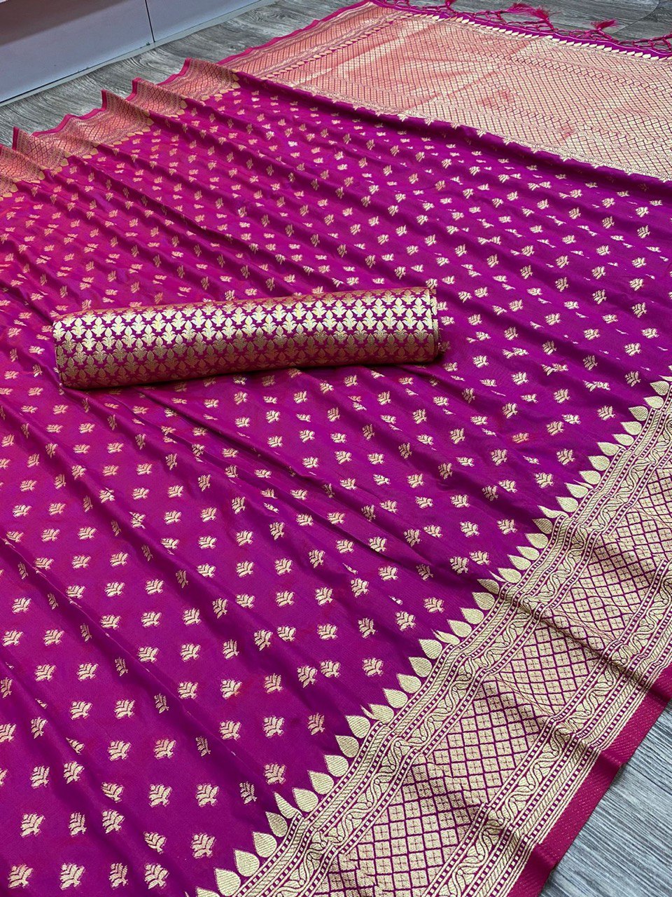 Pink Floral Printed Kanjivaram Pure Silk jacquard by Icultuer