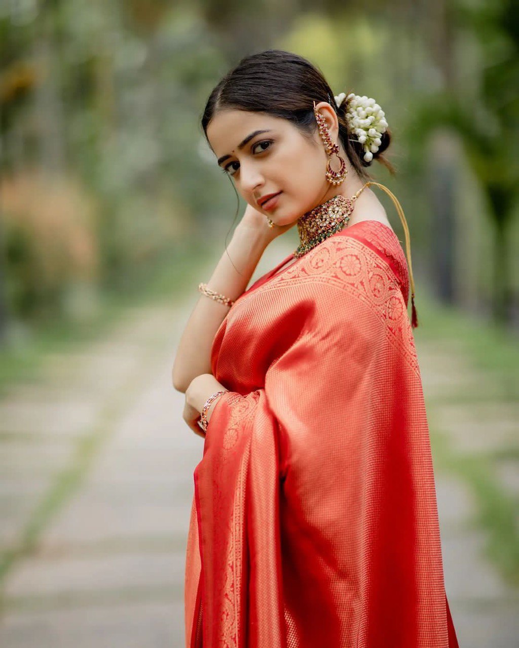 Beautiful Woven Design Soft Silk Kanjivaram by Icultuer
