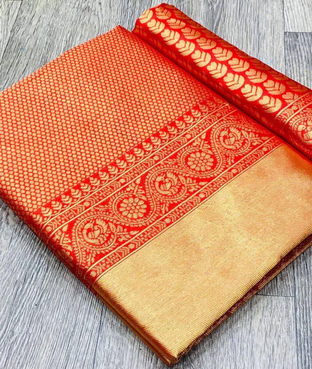 Beautiful Woven Design Soft Silk Kanjivaram by Icultuer