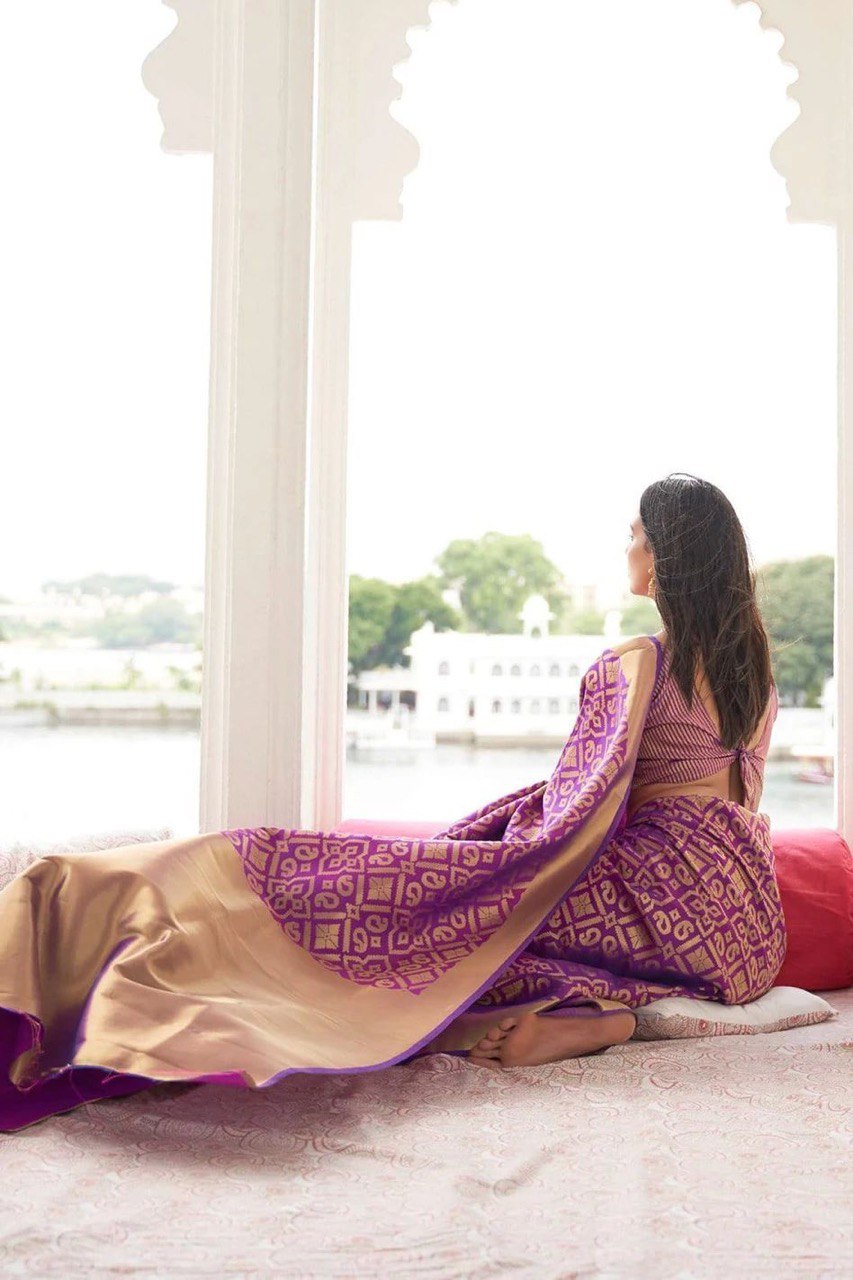 Zari Woven Kanjivaram Jacquard Soft Silk by Icultuer