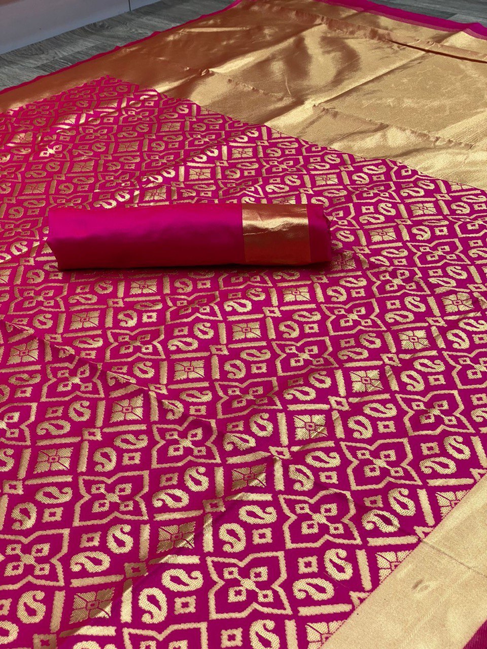 Zari Woven Traditional Soft Silk Jacquard by Icultuer