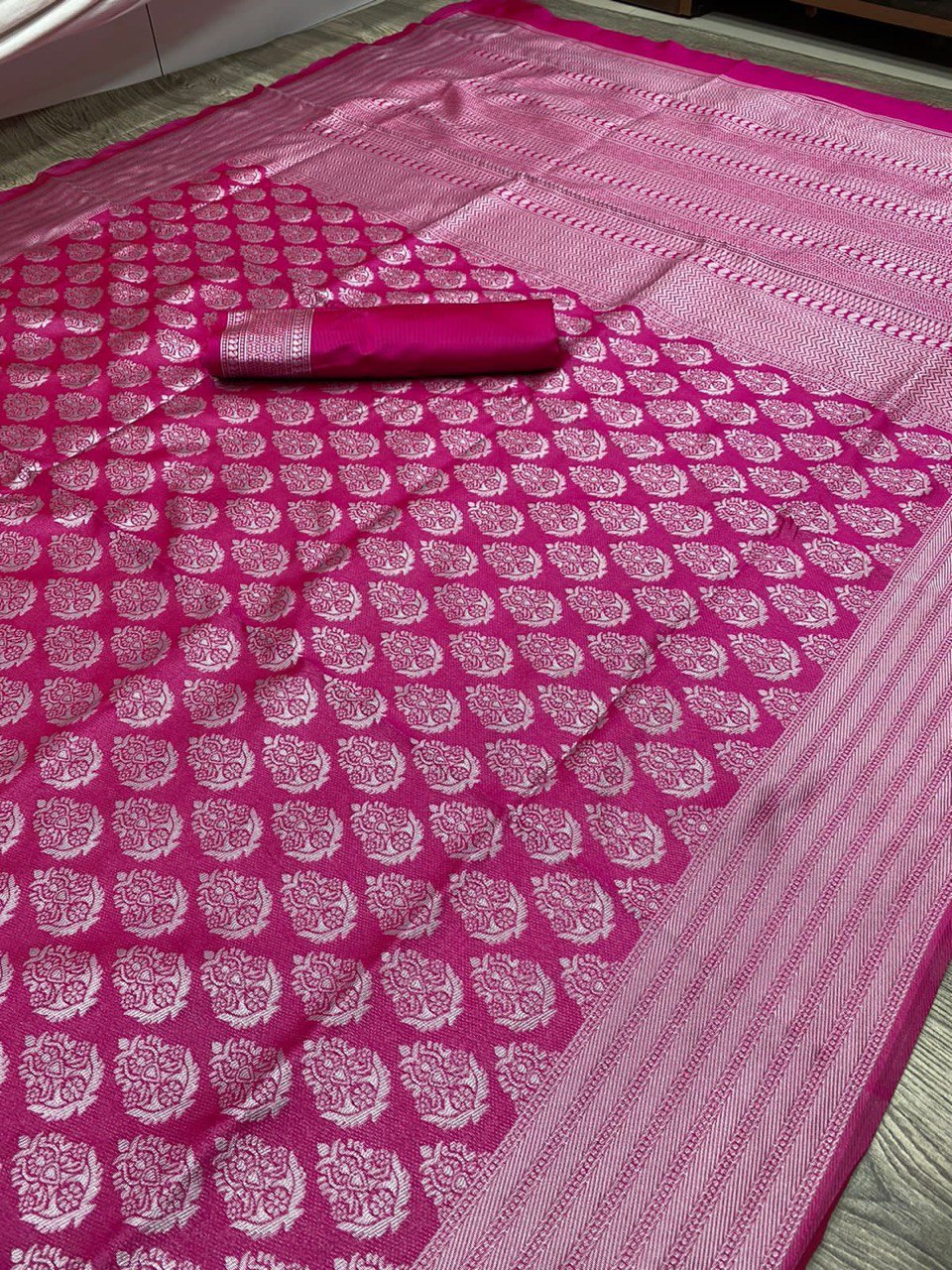 Traditional Wear Pink Zari Weaving Banarasi Soft Silk by Icultuer