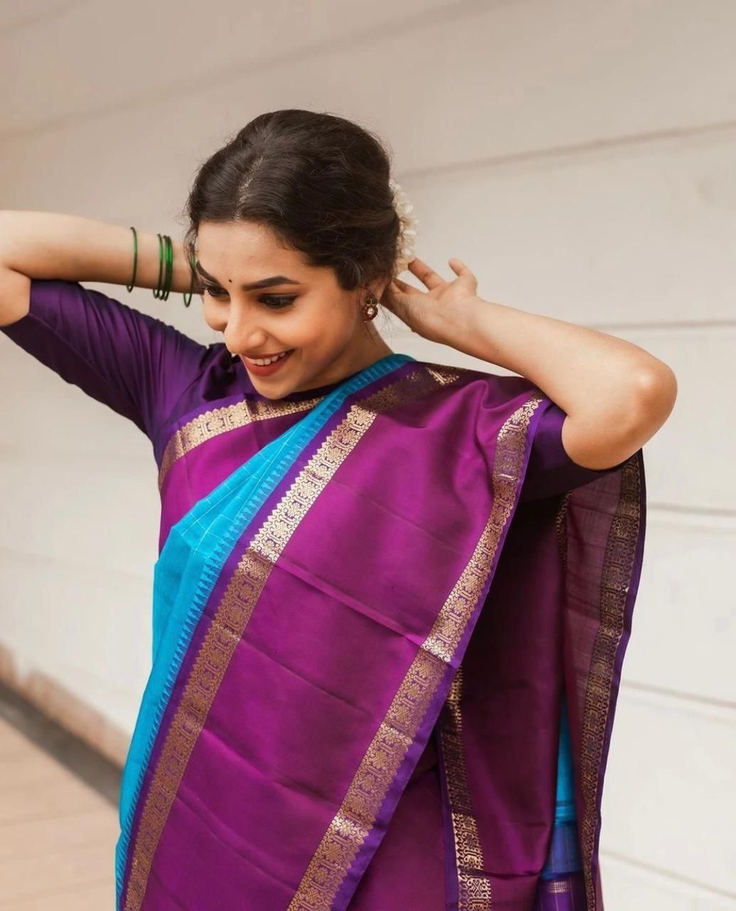 Royal Blue Banarasi Kanchipuram Silk by Icultuer With Plain Blouse