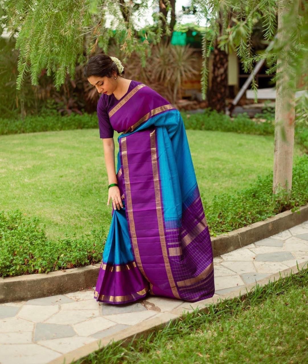 Royal Blue Banarasi Kanchipuram Silk by Icultuer With Plain Blouse