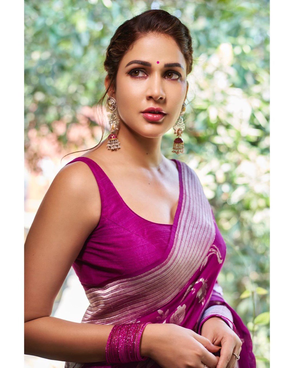 Floral Design Kanjivaram Soft Silk Jacquard by Icultuer