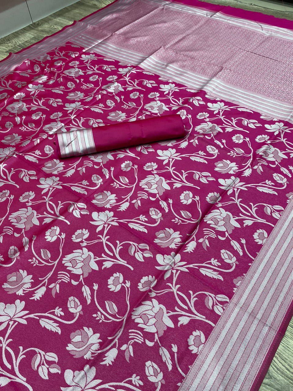 Floral Design Kanjivaram Soft Silk Jacquard by Icultuer