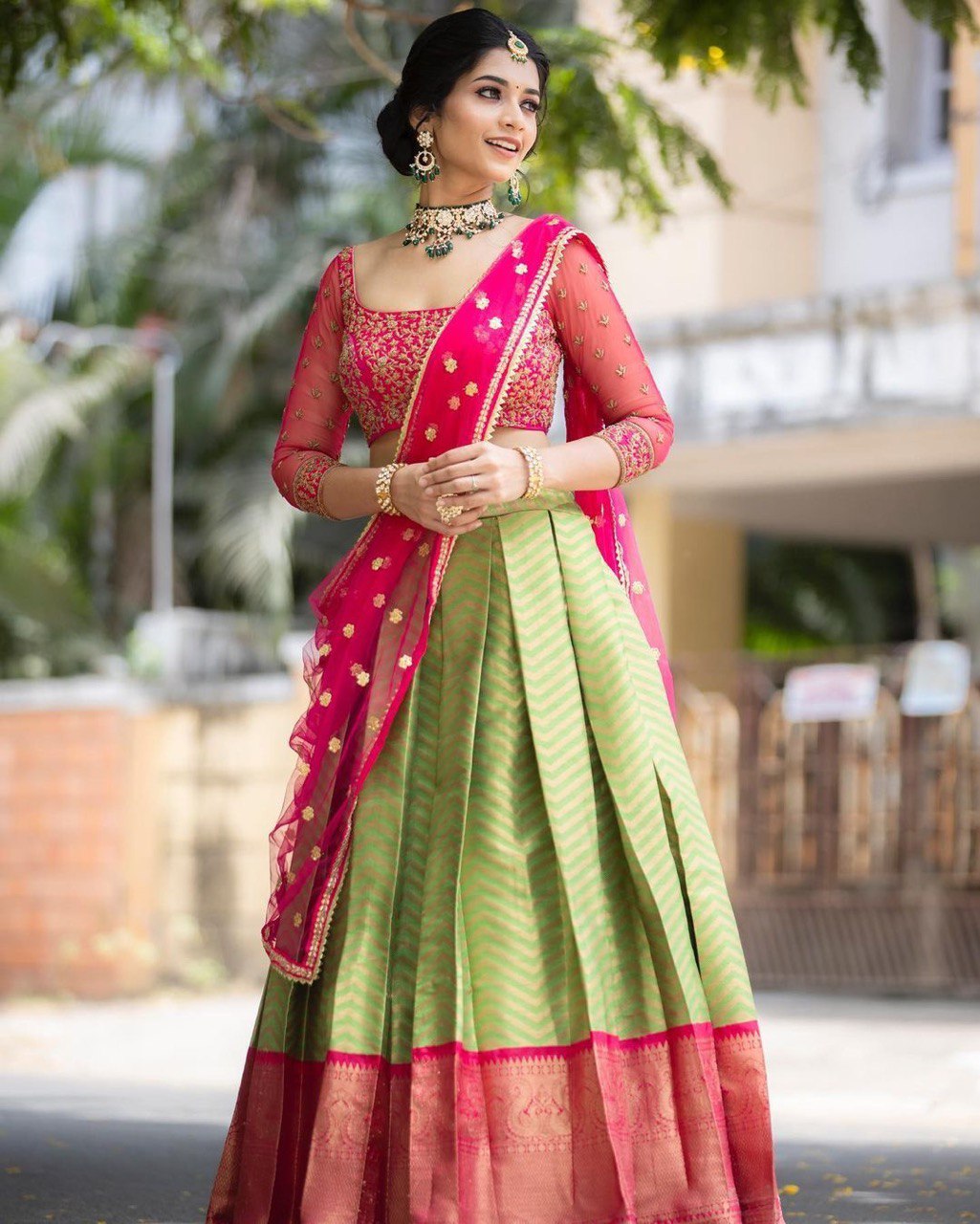 Pink & Green Kanjivaram Pure Silk by Icultuer & Blouse with Dupatta