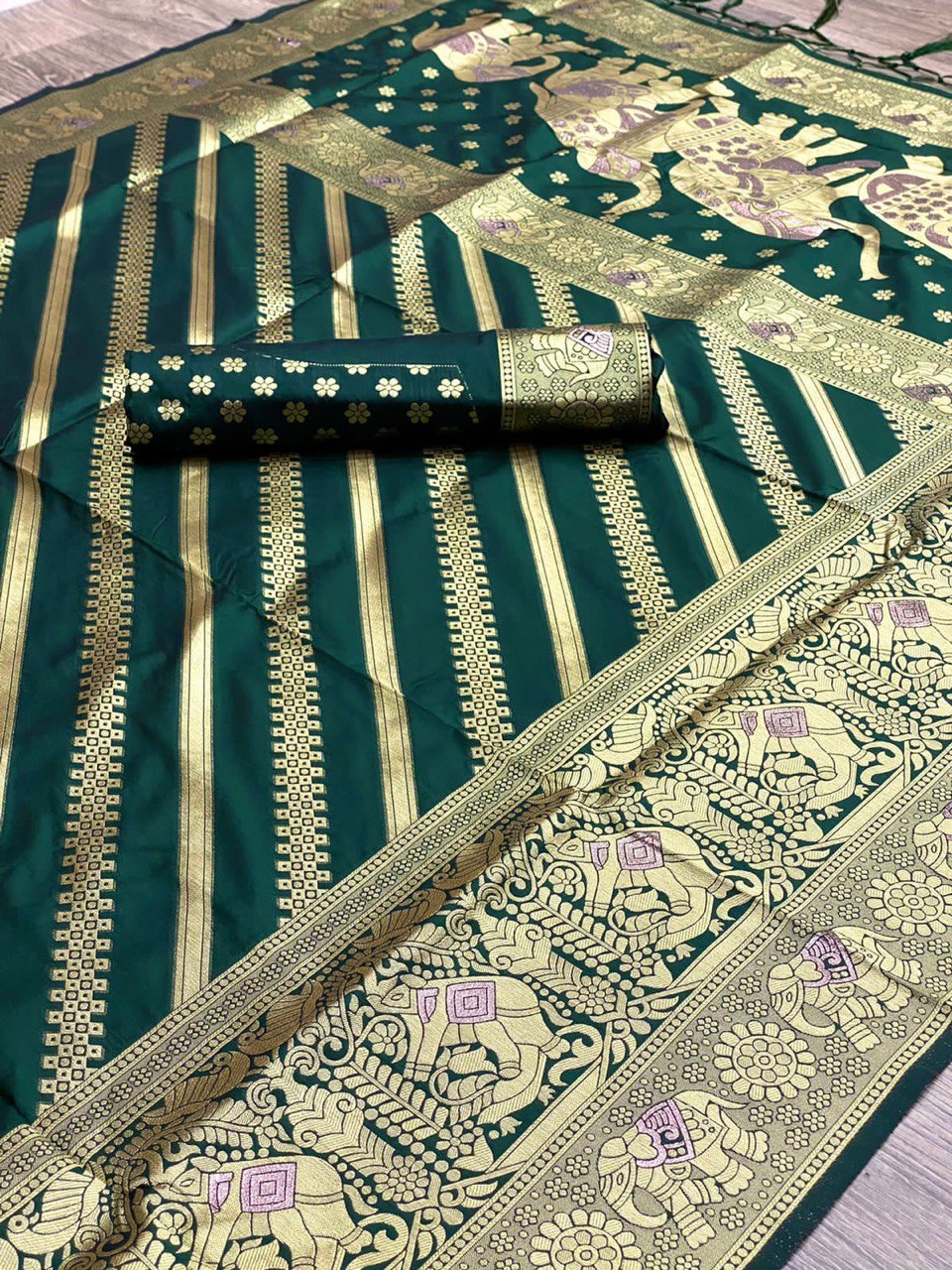 Green Paithani Pure Soft Silk by Icultuer With Rich Pallu