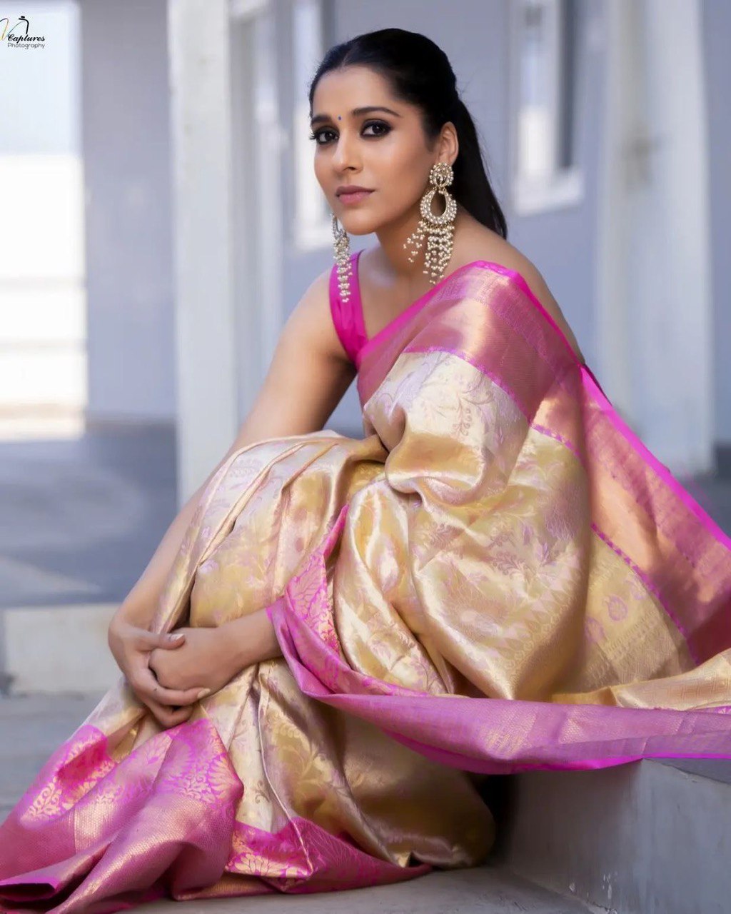 Hand Woven Pure Soft Silk Banarasi by Icultuer