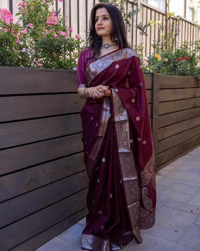 Wedding Wear Women's Special Woven Design Soft Linen by Icultuer