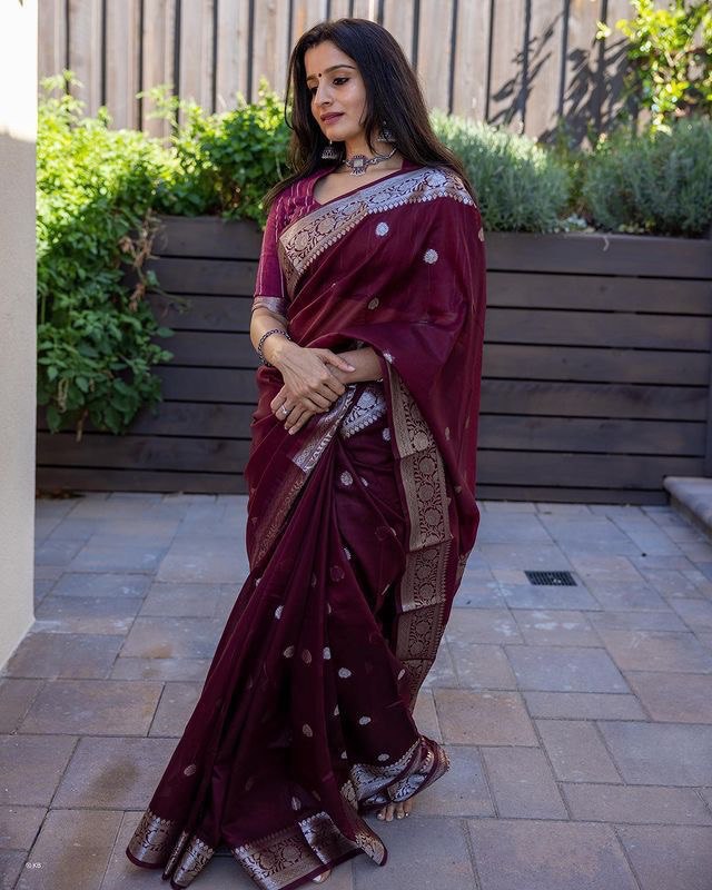 Soft Silk Pure Cotton Maroon Color by Icultuer with Art Silk Blouse