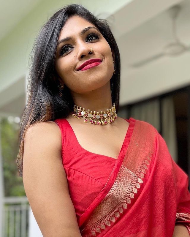 Red Kanjivaram Plain Silk Jacquard by Icultuer