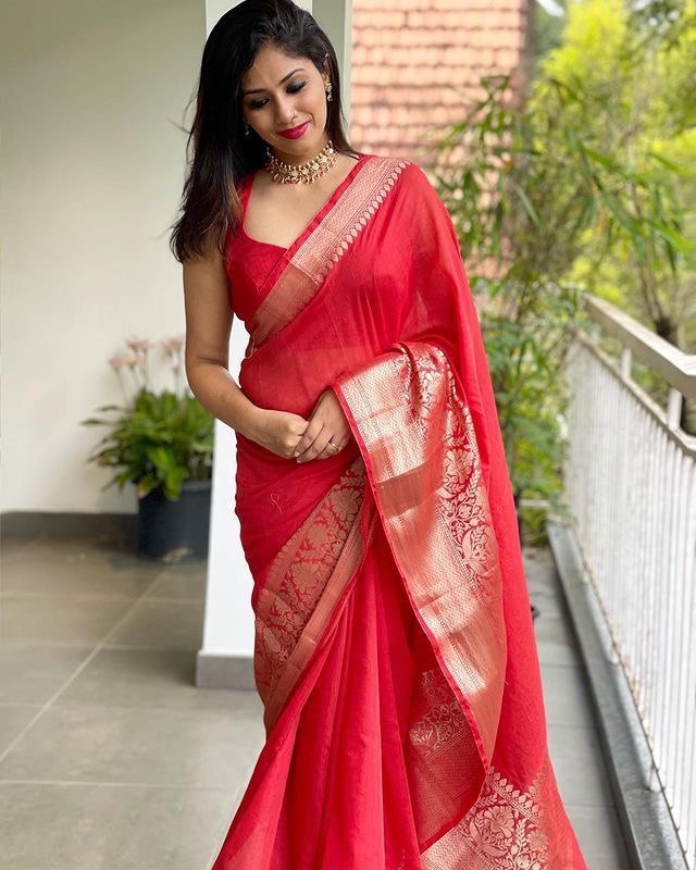 Red Kanjivaram Plain Silk Jacquard by Icultuer