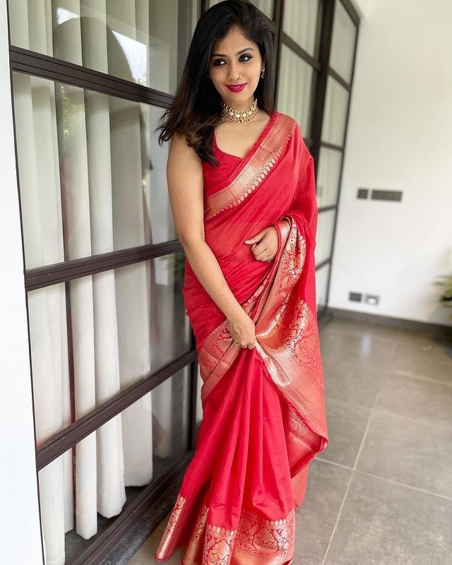 Red Kanjivaram Plain Silk Jacquard by Icultuer