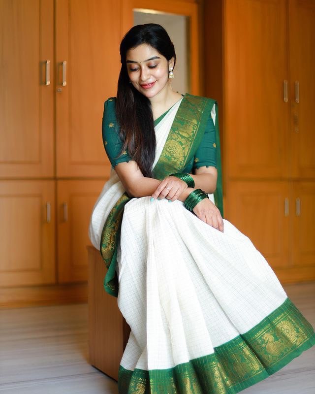 Soft Silk South Indian by Icultuer with Heavy Jacquard Border