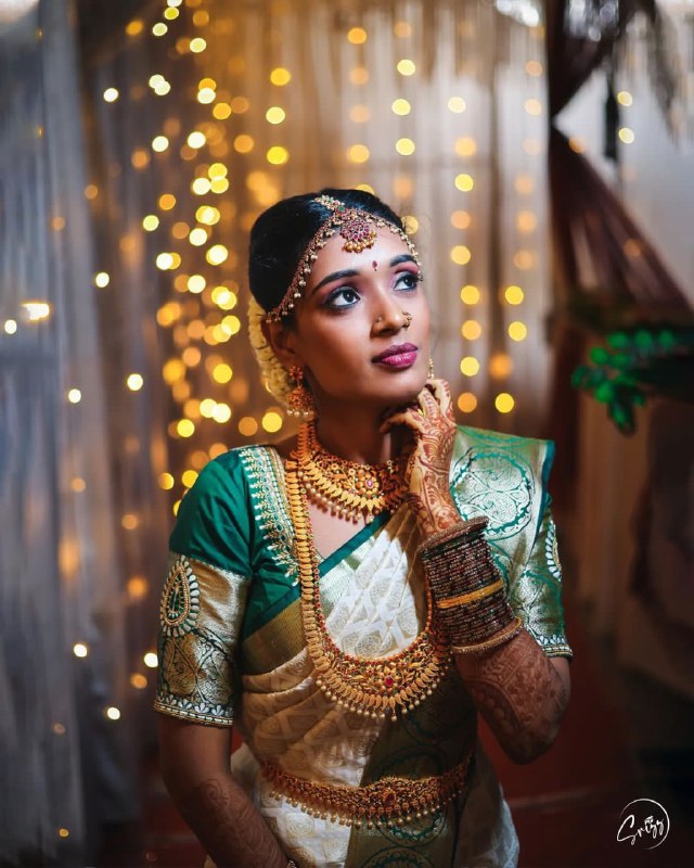 White Pure Silk Banarasi by Icultuer with Kadwa Technique