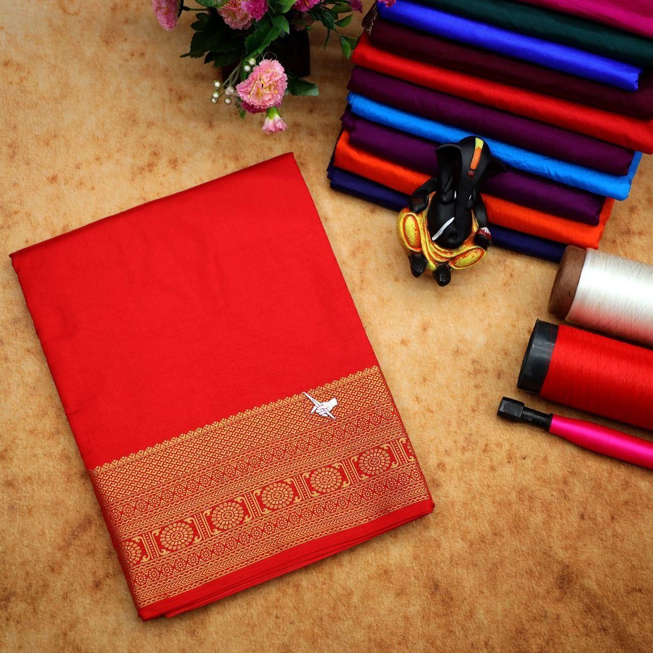 Elegant Traditional Mysore Silk Saree – Handwoven Zari Border