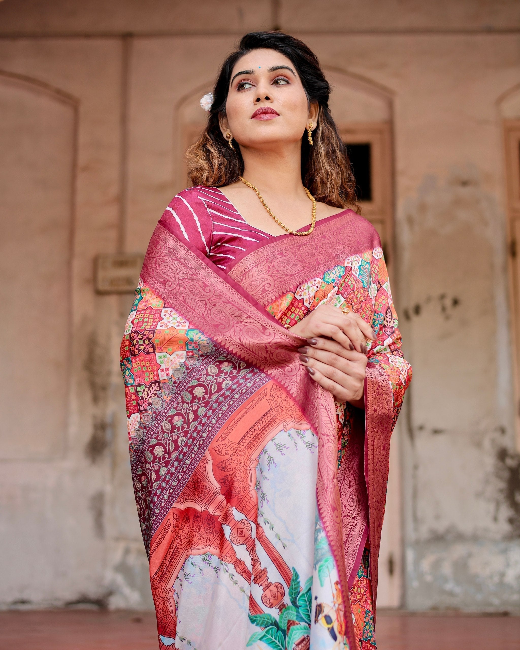 Light icultural Floral Printed Cotton Silk Saree