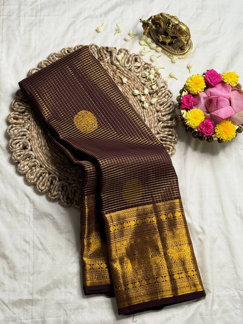 icultural Premium Luxury Banarasi Silk Saree with Grand icultural Gold Zari Pallu
