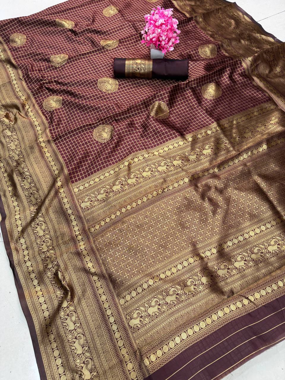 icultural Premium Luxury Banarasi Silk Saree with Grand icultural Gold Zari Pallu