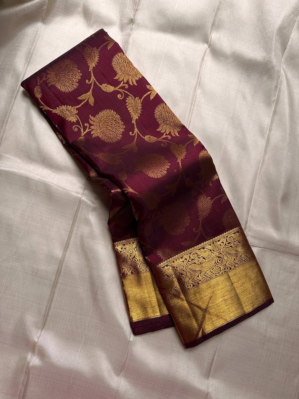Crimson Royale Premium Luxury Silk Saree with All-Over icultural Gold Floral Zari Weave & Grand Heritage Border