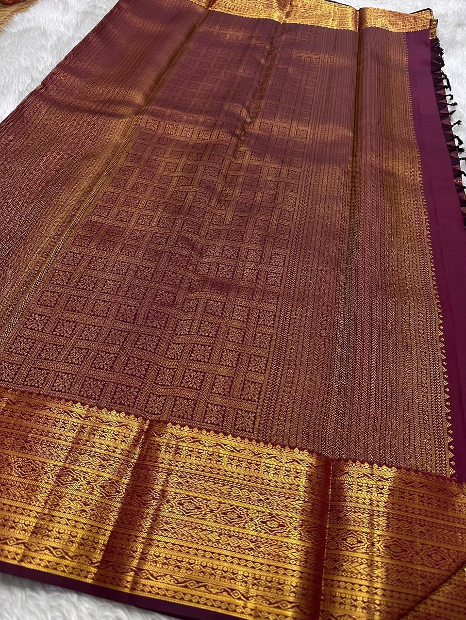 Banarasi Soft Silk Saree with Timeless Zari Detailing