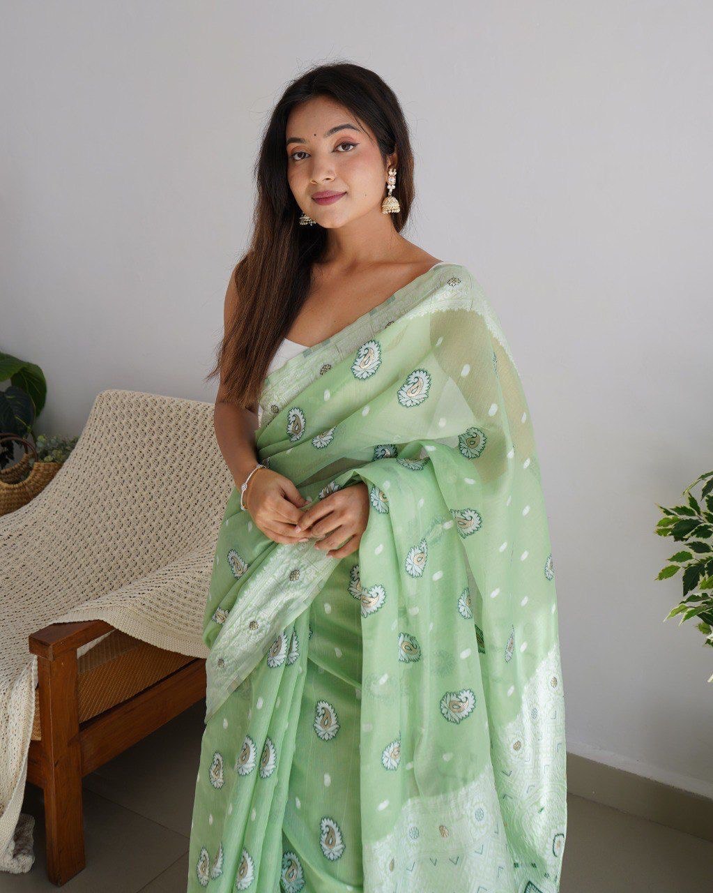 Lilan Soft Silk Lakhnavi Weaving Work by Icultuer