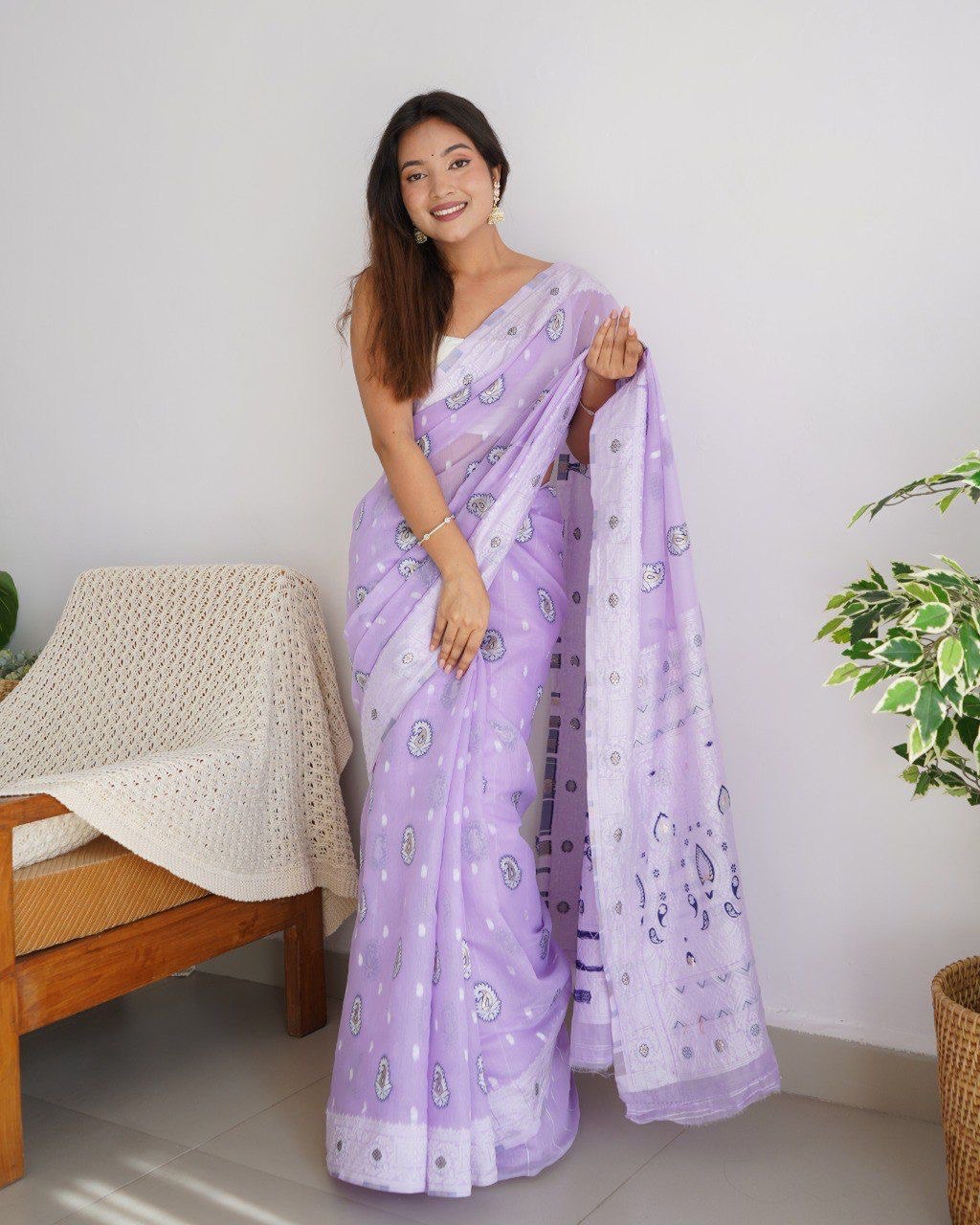 Lilan Soft Silk Lakhnavi Weaving Work by Icultuer