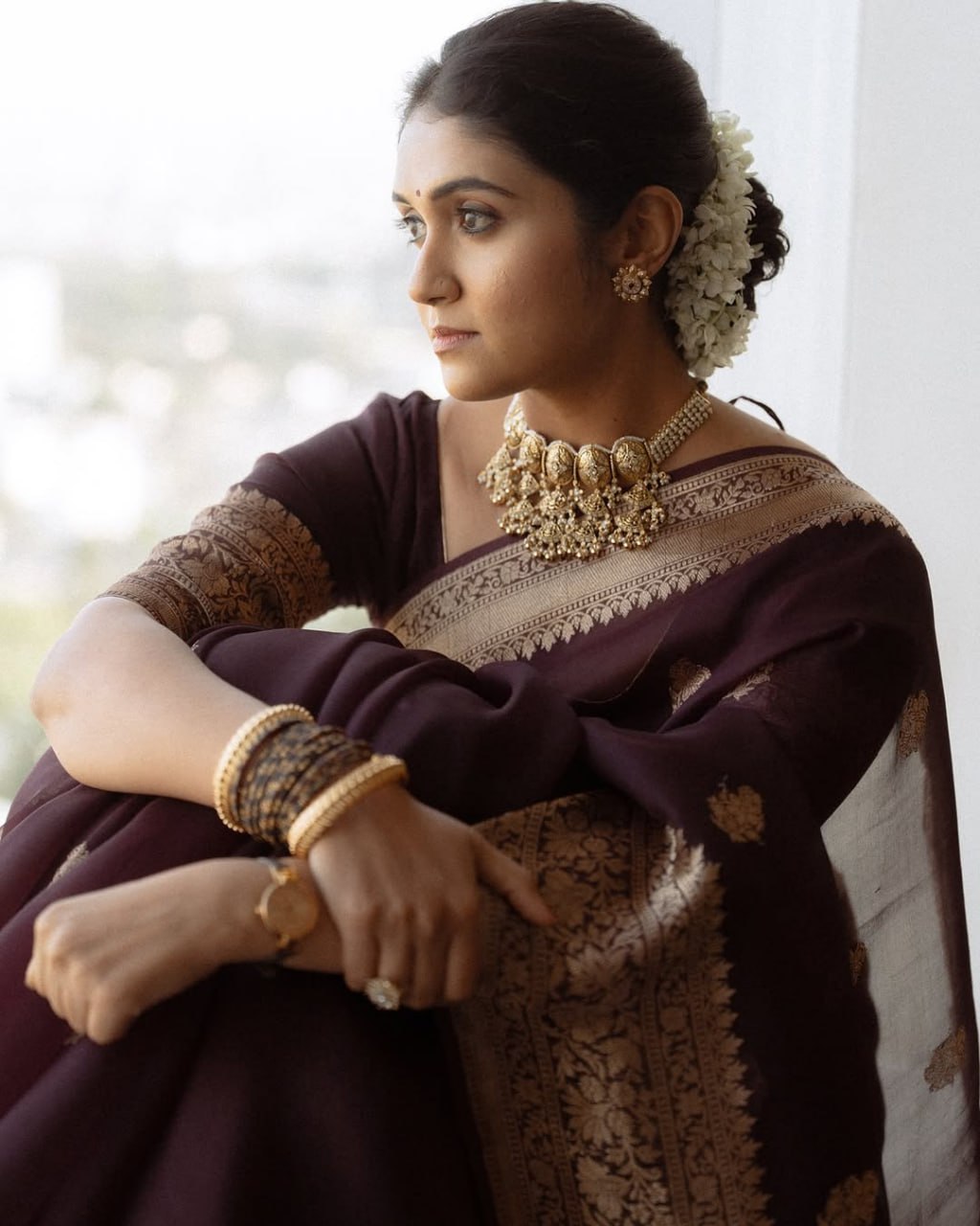 Picultural Organza Silk Saree with Floral Zari Motifs and Brocade Border