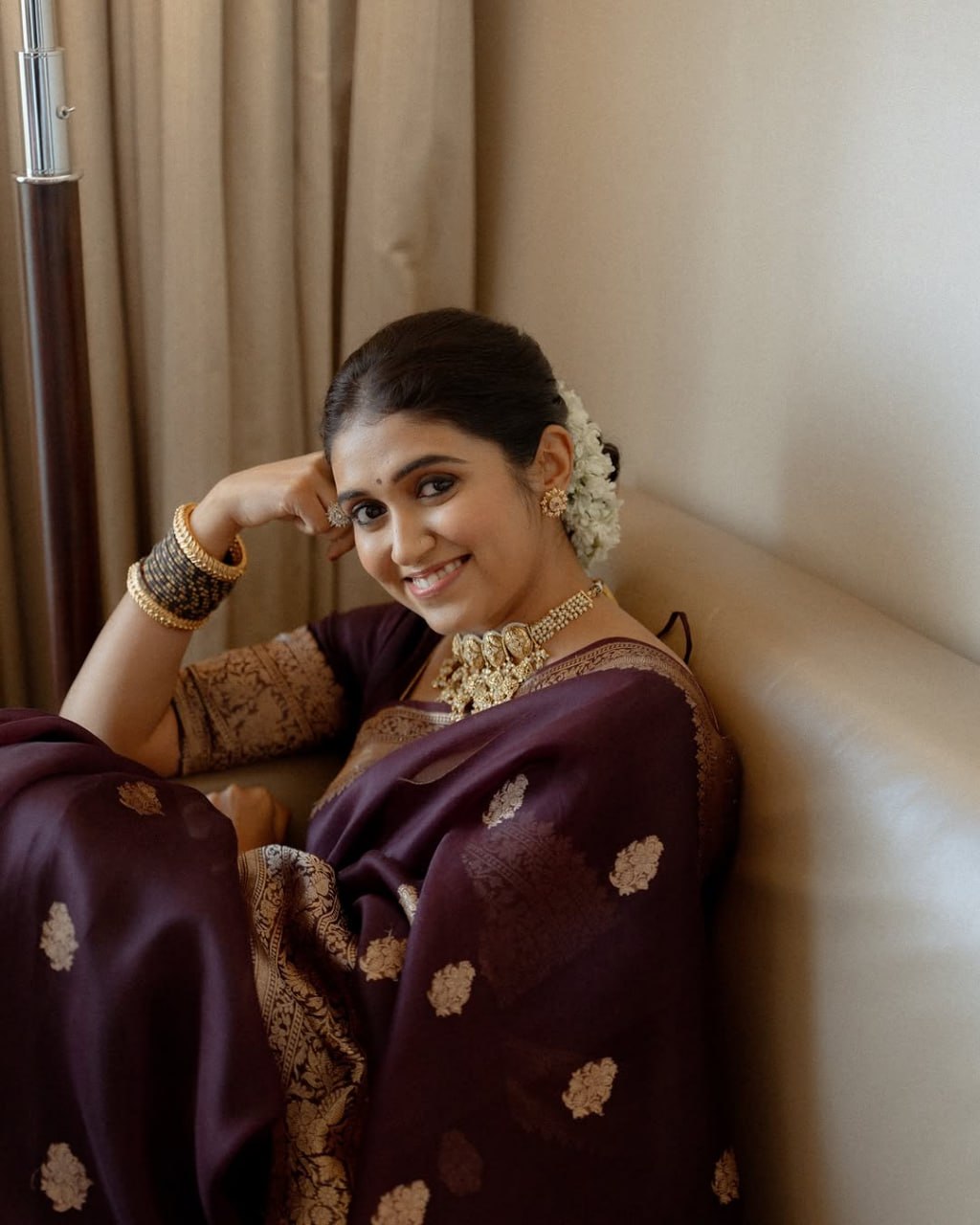 Picultural Organza Silk Saree with Floral Zari Motifs and Brocade Border