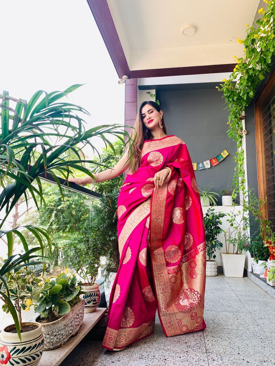 Golden Pure Zari Weaving Festival by Icultuer