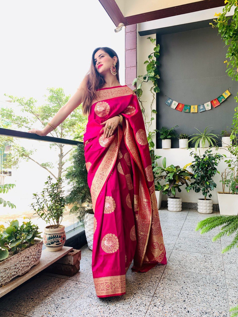 Golden Pure Zari Weaving Festival by Icultuer