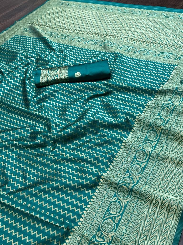 Green Super Hit Soft Silk by Icultuer With Rich Blouse