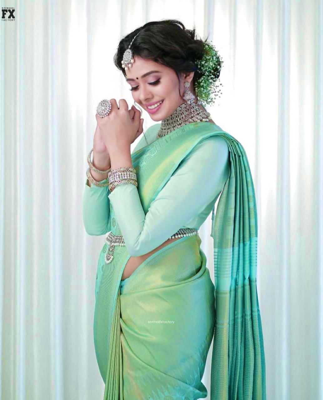 Green Pestel Pure Soft Silk by Icultuer With Beautiful Rich Pallu